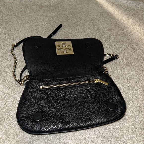 Tory Burch purse - Picture 3 of 9